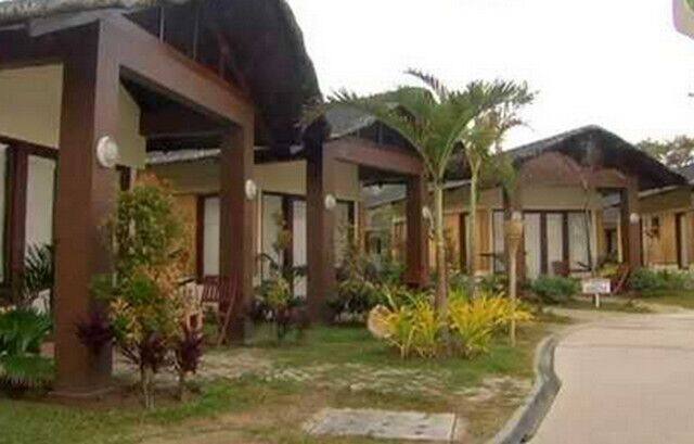 SJ Beach Hotel, Kovalam 4